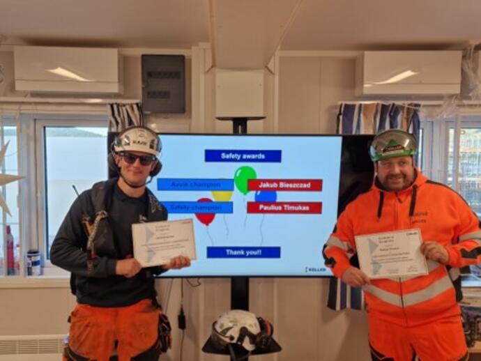 Versenyképes jutalmak és elismerés